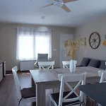 La Casa Del Rio 度假居 *