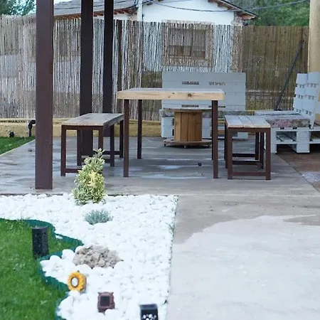 La Casa Del Rio Granja Llumes