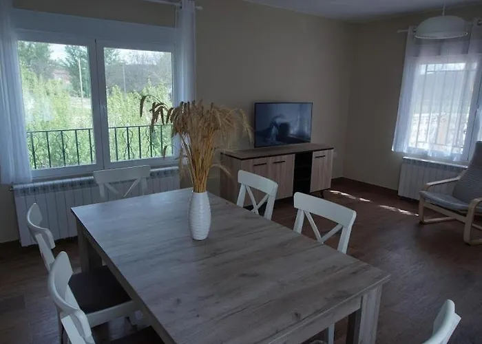 La Casa Del Rio Semesterbostad Granja Llumes